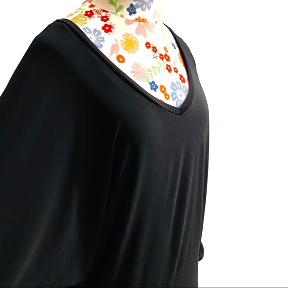 Bisou Bisou Body Con Dress - Picture 5 of 6